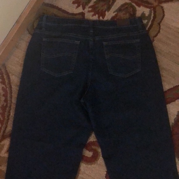 LEE Denim Size 14 Short Relaxed Straight Leg Classic 5-pocket Jeans
$78 NEW - Picture 16 of 16